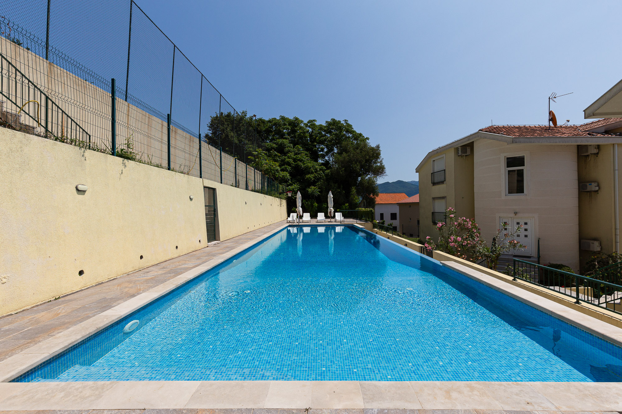 Image of Apartment - 1 Bedrooms - 1 Bathrooms for Sale in Herceg-Novi-Bijela-Montenegro, Image 3